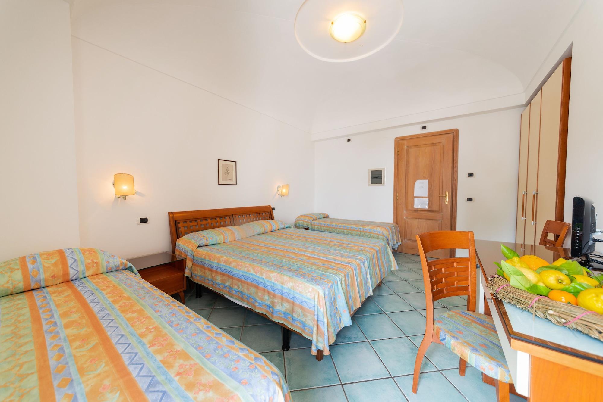 La Capannina - Hotel & Apartments Ischia Exterior photo