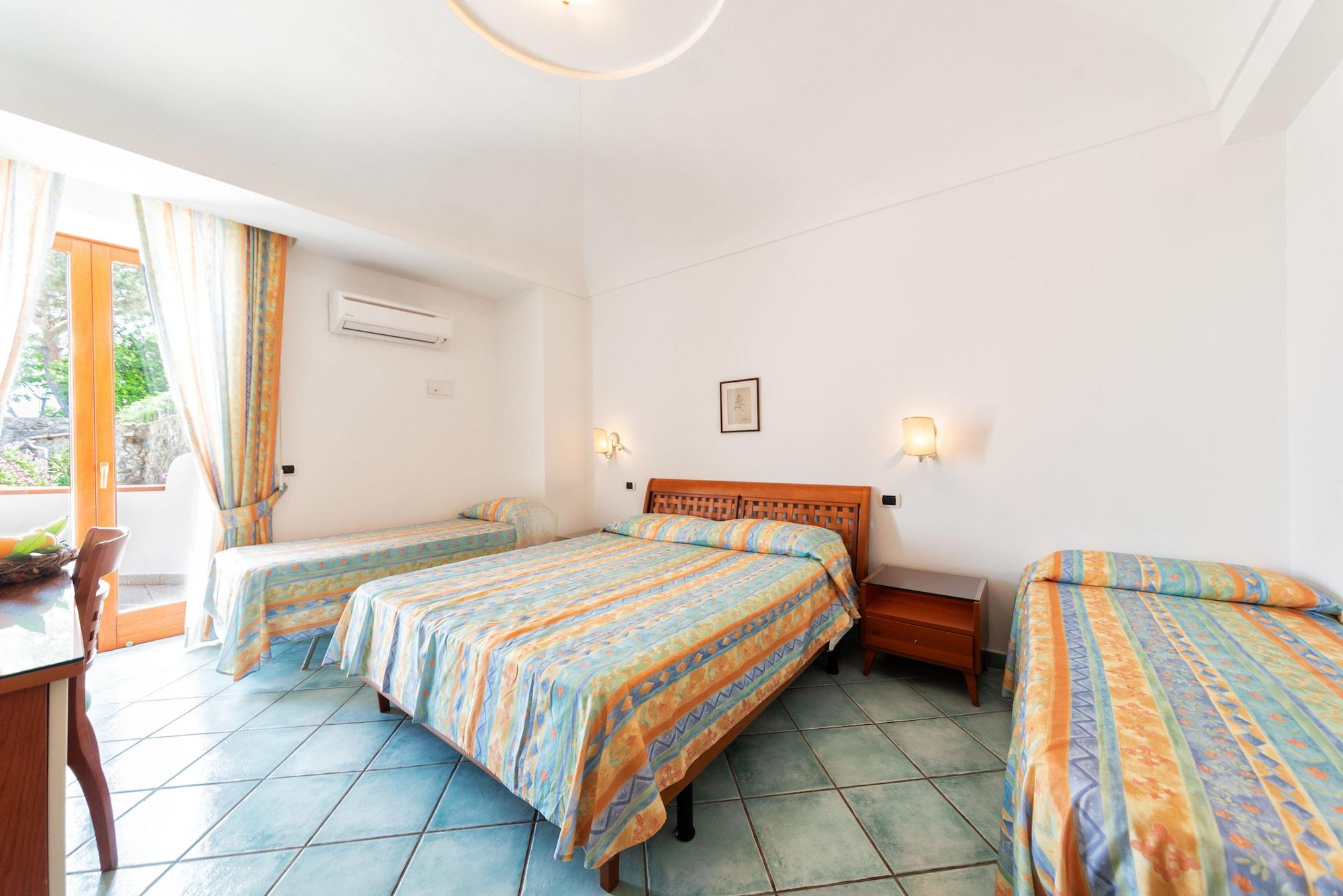 La Capannina - Hotel & Apartments Ischia Exterior photo