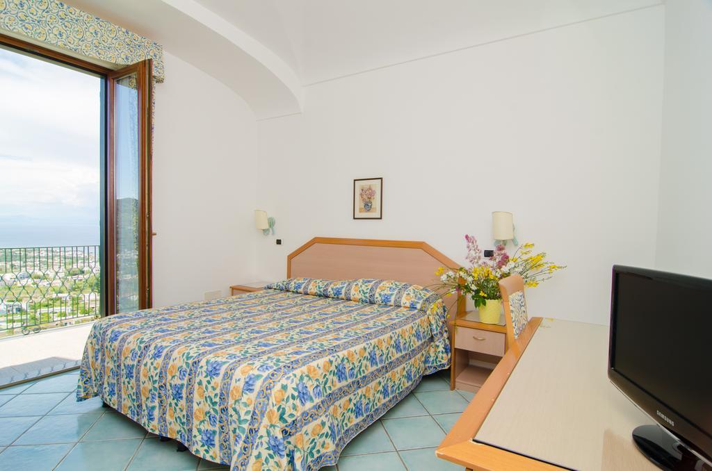 La Capannina - Hotel & Apartments Ischia Exterior photo