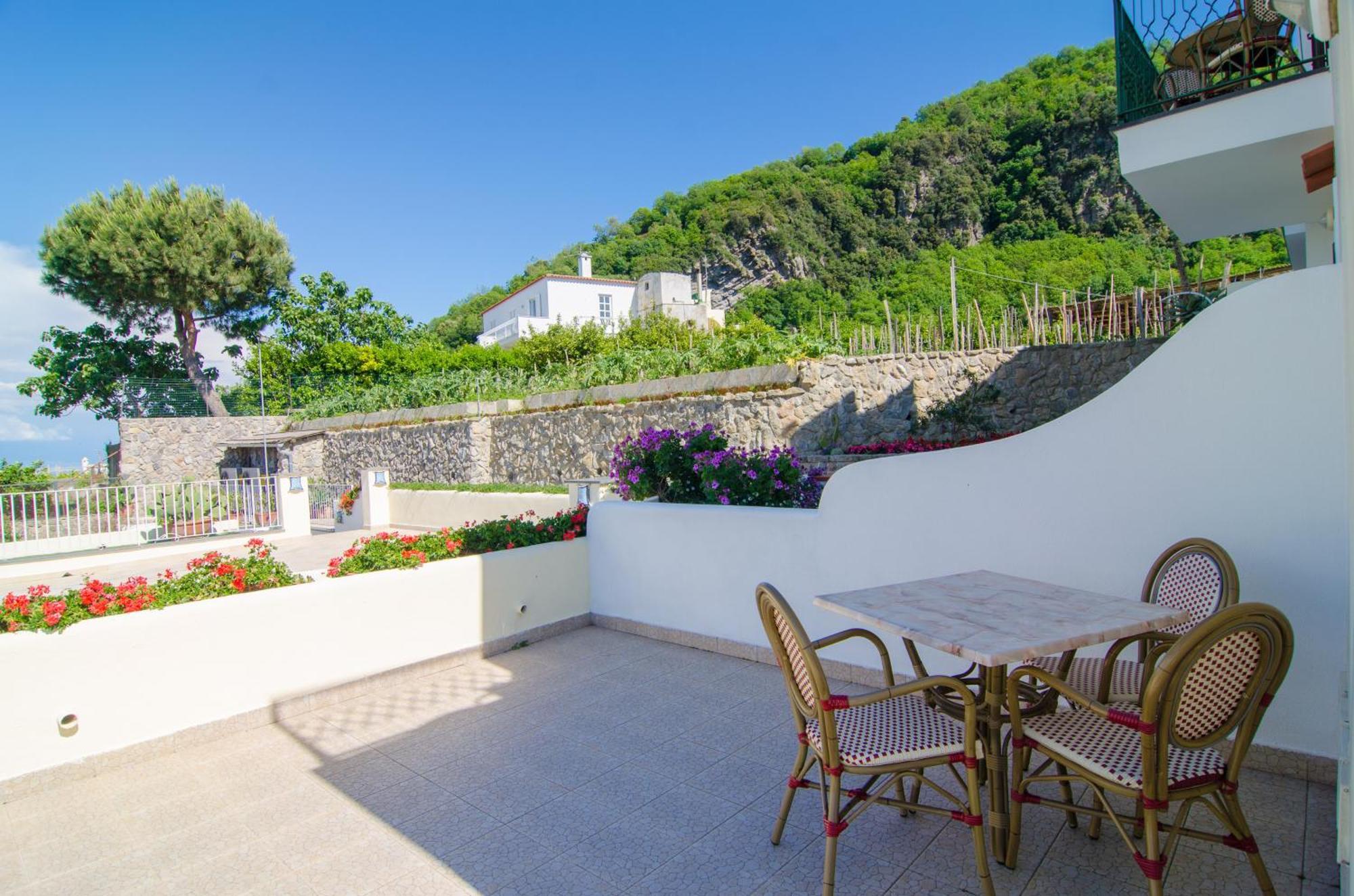 La Capannina - Hotel & Apartments Ischia Exterior photo