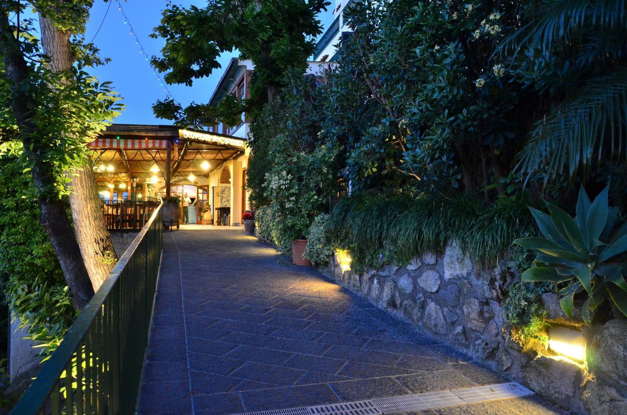 La Capannina - Hotel & Apartments Ischia Exterior photo