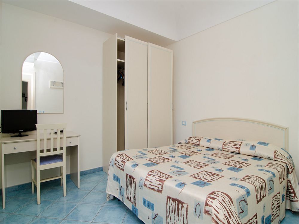 La Capannina - Hotel & Apartments Ischia Exterior photo